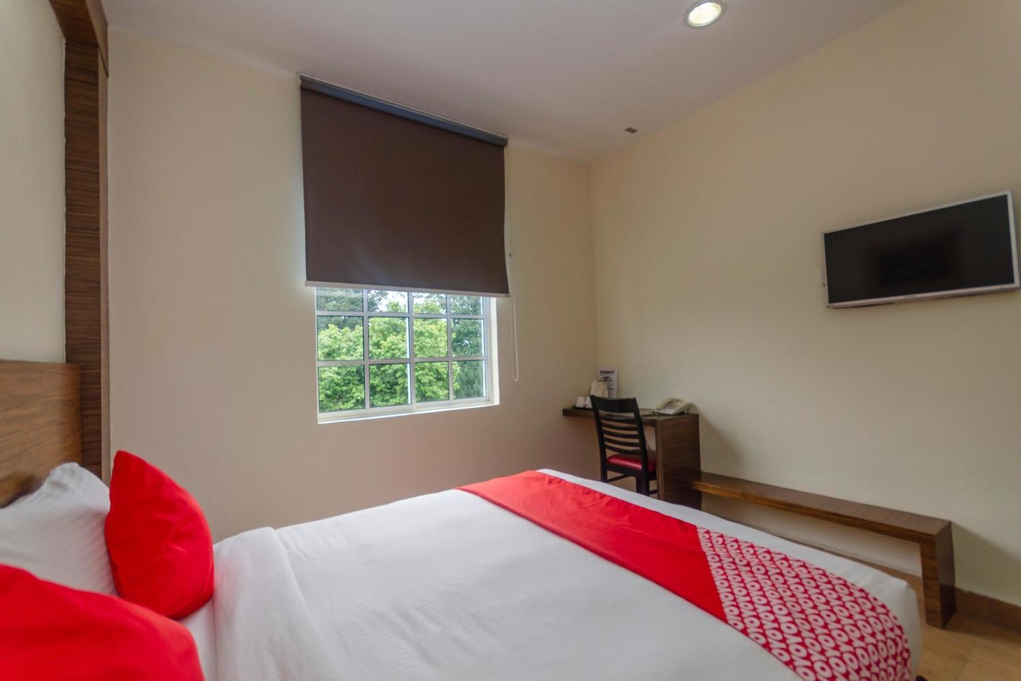 โอโย 596 เดอะ วินเทจ โฮเต็ล Hotel ยะโฮร์บาห์รู ภายนอก รูปภาพ